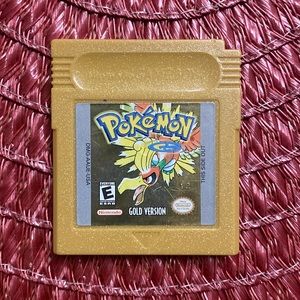 Pokémon Gold Version *does not save*